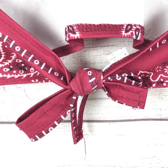 Red paisley bandanna halter crop top size large - Picture 6 of 6